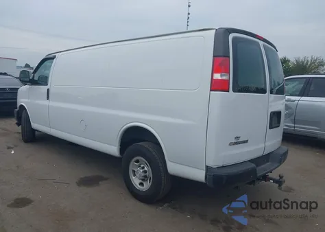 2017 Chevrolet Express 2500 Work Van из США, поврежденный, VIN 1GCWGBFG3H1106468